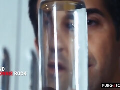 Большие сиськи, Блондинки, Семяизвержение, Секс без цензуры, Натуральные сиськи, Втроем, Сиськи