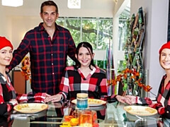 18, デカ尻, デカパイ, フェラチオ, バック, キッチン, ガリガリ, ティーン