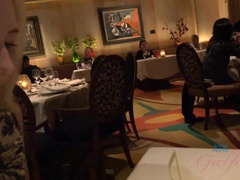 Blond, Pijpbeurt, Jurk, Vriendin, Masturbatie, Geschoren, Kousen, Tieten likken