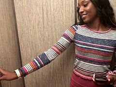 SIZI SEV giving ROME MAJOR manager fellatio