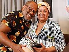 Arsch, Grosser schwanz, Extrem, Faustfick, Klaffend, Oma, Realität, Rau