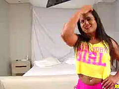 Bikini, Solo, Adolescente