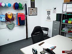 Amateur, Pajear, Sexo duro, Masturbación, Oficina, Castigada, Adolescente, Uniforme