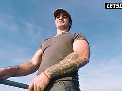 Strand, Grote mammen, Blond, Pijpbeurt, Hardcore, Latijnse vrouw, Moeder die ik wil neuken, Tieten likken