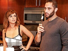 Enthousiasteling, Grote lul, Grote mammen, Pijpbeurt, Hondjeshouding, Kort haar, Mager, Tiener