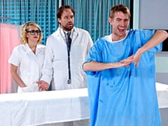 In den arsch, Grosser arsch, Blasen, Hundestellung, Krankenschwester, Strümpfe, Entkleiden, Uniform