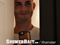 showerbait - vincent james seduces and fucks zak bishop