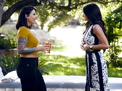 Chica, Culo grande, Hd, Lesbiana, Lamidas, Masaje, Al aire libre, Coño