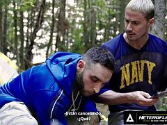 Verga grande, Corridas, Gay, Pajear, Sexo duro, Músculo, Al aire libre, Español