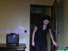 Leie, Blasen, Auto, Spermaladung, Aufs gesicht abspritzen, Handjob, Hotel, Im freien