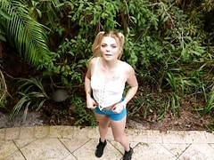 Blonde, Doigter, Léchez, Seins naturels, Chatte, Maillot de bain, Adolescente, Nénés