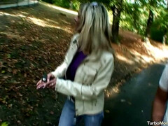 Screw my stepmom outdoors !!