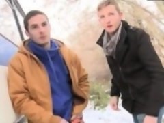 Mamada, Gay, Al aire libre