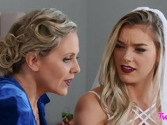 Lieveling, Grote mammen, Blond, Rondborstig, Masturbatie, Rijpe lesbienne, Pornster, Vrouw