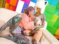 Leie, In den arsch, Blasen, Hd, Monster, Orgasmus, Tätowierung, Titten