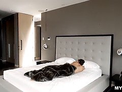 Brunette step-mother bakes stepson's jizz in her oven - Chanel Preston