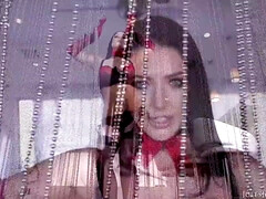 Анальный секс, Минет, Грудастые, Секс без цензуры, Межрасовый секс, Милф, Натуральные сиськи, Порнозвезда