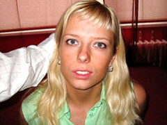 Enthousiasteling, Grote lul, Blond, Pijpbeurt, Hondjeshouding, Natuurlijke tieten, Mager, Tiener