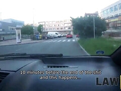 18 jahre, Braunhaarige, Europäisch, Geld, Polizei, Realität, Rau, Jungendliche (18+)