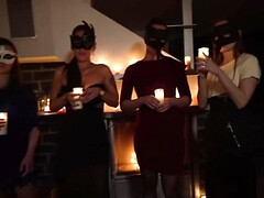 Lieveling, Grote lul, Bruinharig, Groep, Likken, Orgie, Kut duiken, Taboe