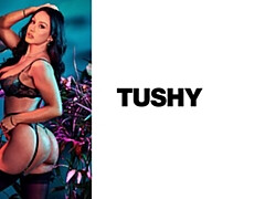 Anaal, Slaapkamer, Grote kont, Grote mammen, Pijpbeurt, Bruinharig, Hondjeshouding, Moeder die ik wil neuken