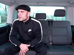 Leie, Grosser schwanz, Blasen, Kehlenfick, Hd, Im freien, Öffentlich, Realität