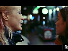 Rubia, Mamada, Morena, Besar, Lesbiana, Lamidas, Estrella porno