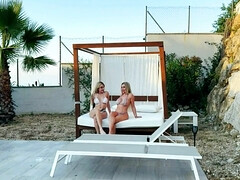 Gros cul, Gros seins, Blonde, Couple, Tir de sperme, Orgie, De plein air, Actrice du porno