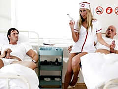 18 летние, Большой член, Блондинки, Собачьи, Натуральные сиськи, Медсестра, Тощие, Сиськи