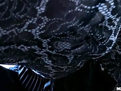 Анальный секс, Француженки, Межрасовый секс, Крошечные, Жесткий секс, Тату, Сиськи, Жена