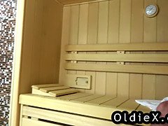 エロ熟女, オナニー, 淫乱熟女, 母, オマンコ, 叫ぶ, 義母, ストッキング
