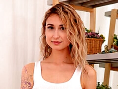 Grosser schwanz, Blondine, Blasen, Hundestellung, Lecken, Natürlichen titten, Muschi, Jungendliche (18+)