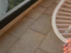 素人, ビーチ, ビキニ, 茶髪の, 指いじり, 眼鏡, 喫煙, タトゥー