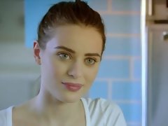 Lécher le cul, Sucer une bite, Tir de sperme, Lingerie, Actrice du porno, Rugueux, Rasée, Jarretelles