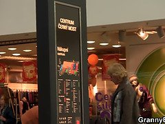 茶髪の, エロ熟女, 熟年, 淫乱熟女, 母, オマンコ, 現実, 義母