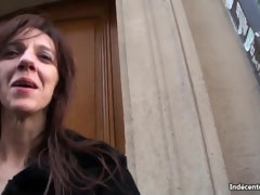 Leie, Blasen, Braunhaarige, Vollbusig, Reif, Dürr, Flotter dreier, Titten