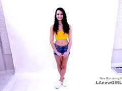 Amateur, Audition, Grosse bite, Sucer une bite, Éjaculer dans la bouche, Mignonne, Branlette thaïlandaise, Petite femme