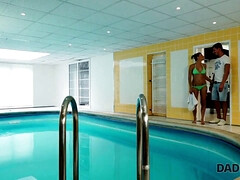 18 ans, Sucer une bite, Petit ami, Tchèque, Européenne, Hd, Fils, Adolescente