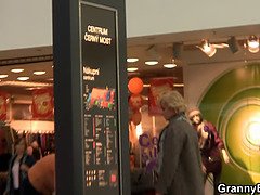 Belleza, Rubia, Mamada, Madura, Garganta profunda, Maduro, Mamá, Madrastra