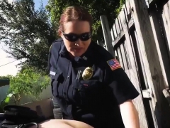 Pijpbeurt, Hd, Interraciaal, Moeder die ik wil neuken, Buiten, Trio, Uniformpje