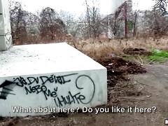 Leie, Tussi, Europäisch, Milf, Geld, Im freien, Pov, Titten