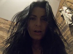 Open your mouth, I want to piss