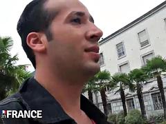 Tussi, Grosse titten, Blasen, Braunhaarige, Handjob, Hardcore, Lecken, Reif