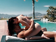 Sucer une bite, Brunette brune, Tir de sperme, Hard, Hd, Interracial, Seins naturels, Chatte