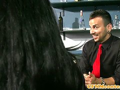 Homme nu et filles habillées, Poupée, Trou de la gloire, Hd, Mère que j'aimerais baiser, Fils