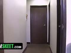 ブロンド, フェラチオ, イマラチオ, 顔射, なめる, オマンコ, 叫ぶ, ティーン