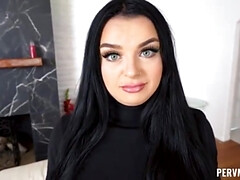 Payton Preslee And Perv-mom - What We Can Do Inside