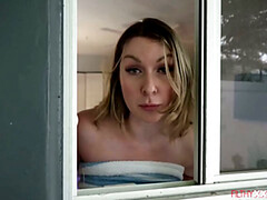 Grosse titten, Blondine, Blasen, Fingern, Handjob, Milf, Muschi, Rasiert
