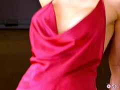 Juggy housewife Kitana Lure enjoys passionate fucking