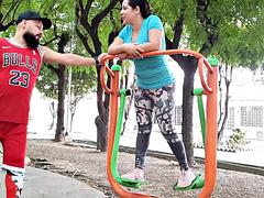 Mamada, Gordita, Pareja, Corrida, Sexo duro, Maduro, Al aire libre, Puta